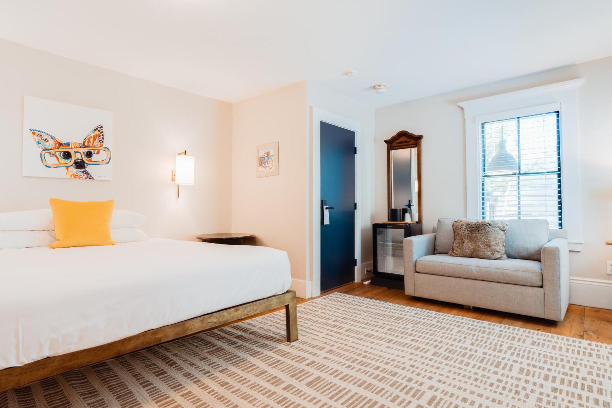 Deluxe King Room,1739425492:JPEG