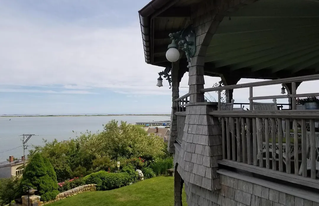 Lands End Inn - Adults Only-1