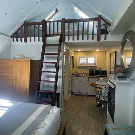 Inn At Cook Street-3